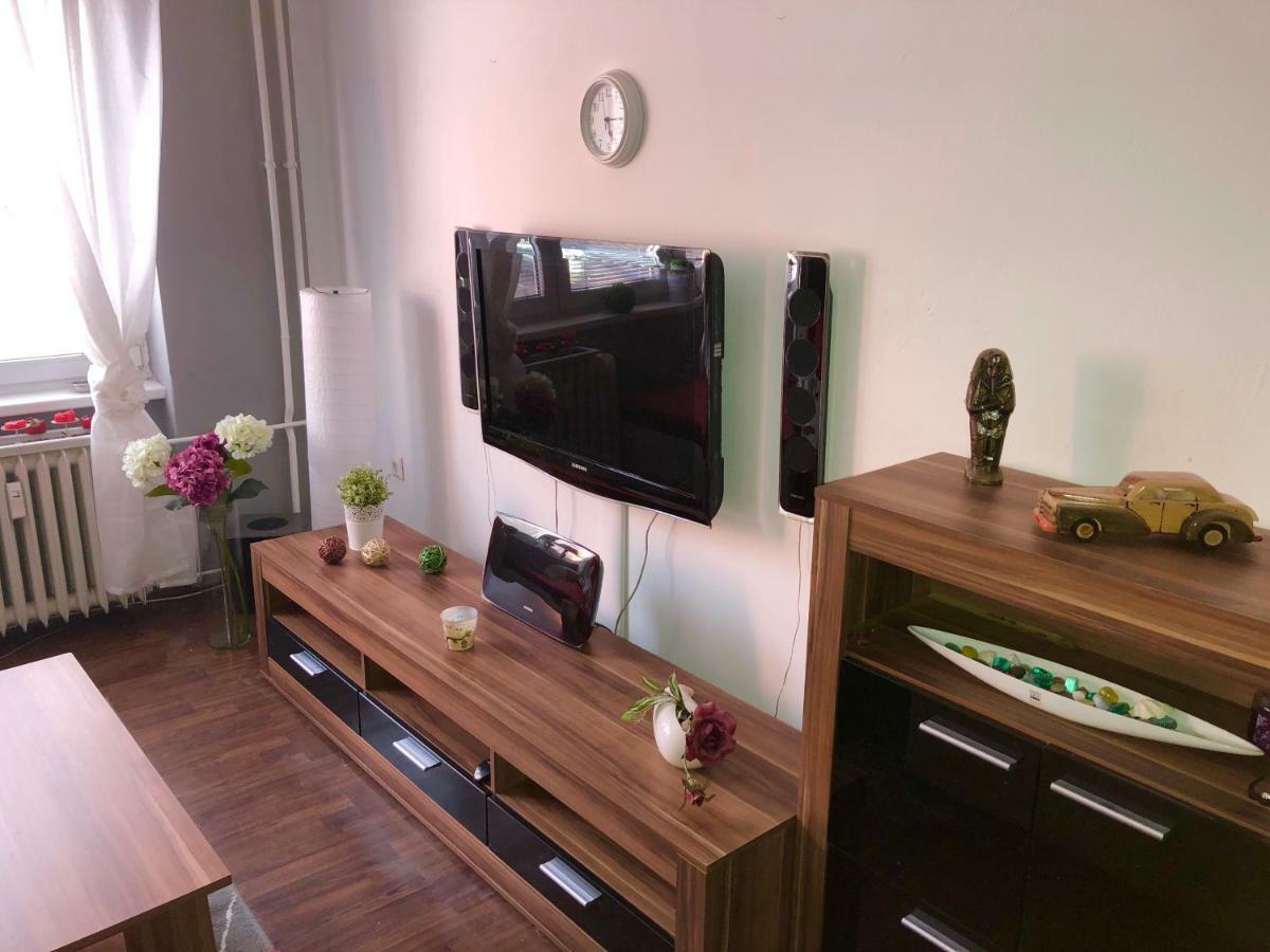Appartement Apartman V Centru Mostu Extérieur photo